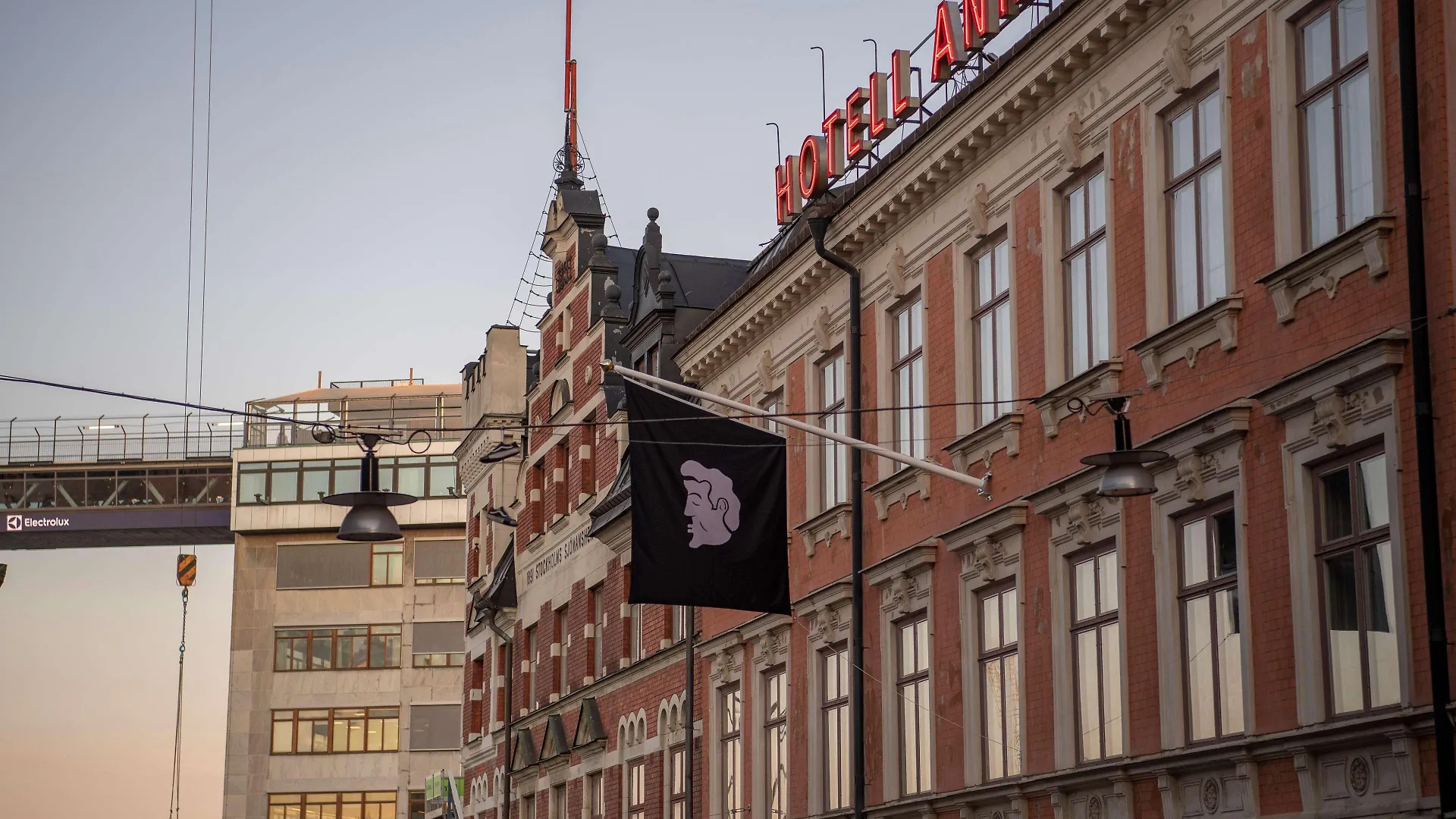 Hotel Frantz, Worldhotels Crafted contacts